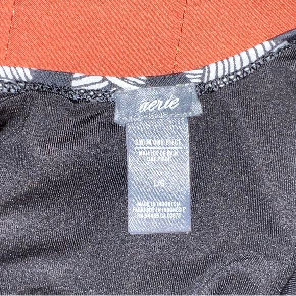 aerie henley one piece swimsuit - Picture 6 of 7